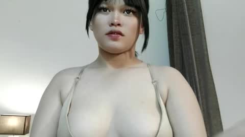 Snapshot of chennybbgirl chatting on December 2025 04:13:01 PM chenny online show from December 2025 04:13:01 PM