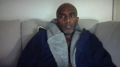 chenthu1979 online show from April 2026 11:07:02 AM