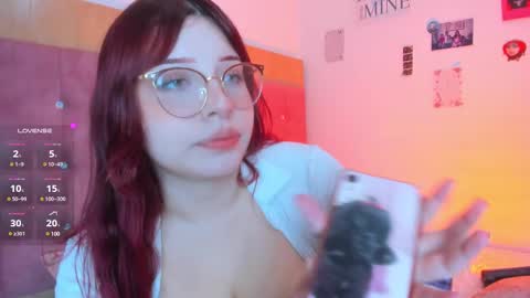 Snapshot of cherry_cattt chatting on February 2025 10:42:02 PM Lara 3 online show from February 2025 10:42:02 PM