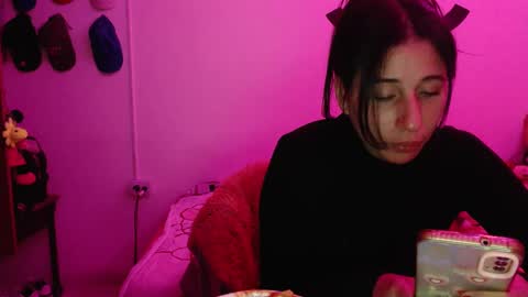 Snapshot of cherry_hc chatting on January 2025 05:00:02 AM Nezumy Rey online show from January 2025 05:00:02 AM