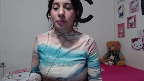 Snapshot of cherry_hc chatting on January 2025 10:08:02 PM Nezumy Rey online show from January 2025 10:08:02 PM