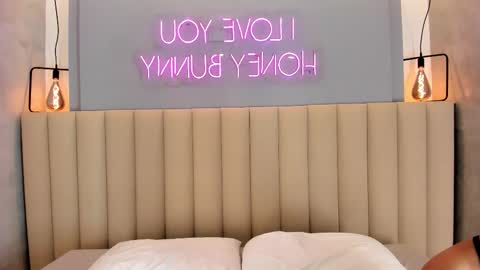 C H E R R Y  online show from January 2026 11:37:02 AM