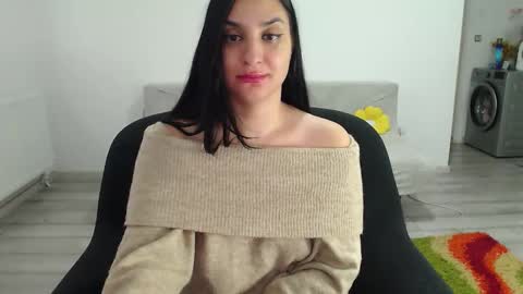 Sherry online show from November 2025 07:18:02 AM