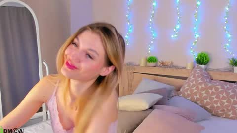 Snapshot of cherry_pr1ce chatting on April 2026 12:12:01 AM cherry_pr1ce online show from April 2026 12:12:01 AM