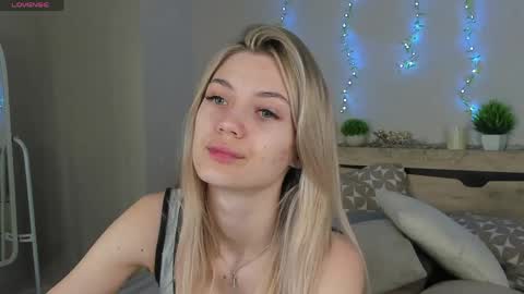 Snapshot of cherry_pr1ce chatting on May 2026 11:10:02 PM cherry_pr1ce online show from May 2026 11:10:02 PM