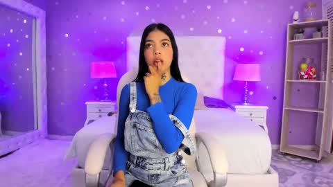 Snapshot of cherry_sussan chatting on February 2025 03:44:01 AM Sussan Cherry online show from February 2025 03:44:01 AM