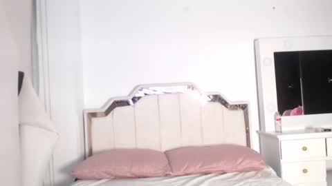 Snapshot of cherry_sussan chatting on September 2025 12:22:02 AM Sussan Cherry online show from September 2025 12:22:02 AM