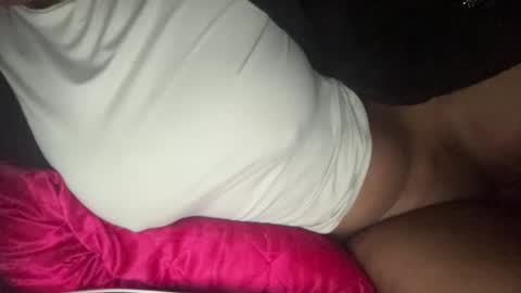 cherryb online show from April 2026 11:03:02 AM