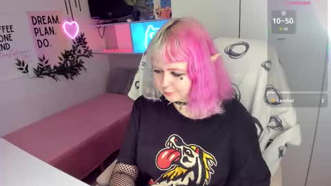 Sarah online show from February 2026 09:24:02 PM