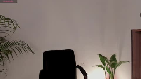 Cherry Lady online show from December 2025 08:35:01 PM