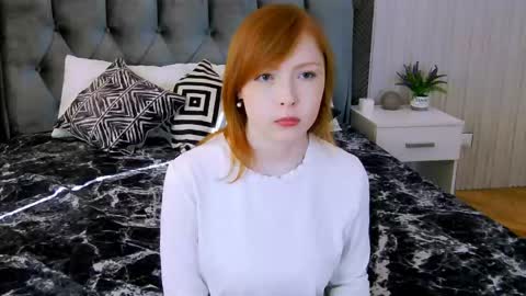 Snapshot of cherrycrushlove chatting on March 2026 06:05:02 AM cherrycrushlove online show from March 2026 06:05:02 AM