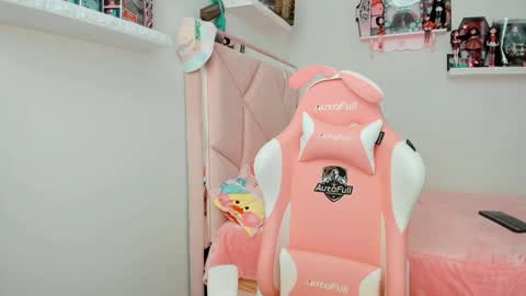 cherrycute666 online show from December 2024 10:32:01 PM