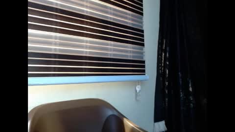 Snapshot of cherryxpussy chatting on February 2025 10:27:02 AM cherryxpussy online show from February 2025 10:27:02 AM