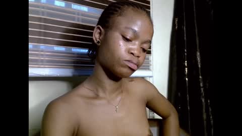 Snapshot of cherryxpussy chatting on March 2025 06:12:02 AM cherryxpussy online show from March 2025 06:12:02 AM