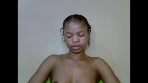 Snapshot of cherryxpussy chatting on November 2025 05:17:01 AM cherryxpussy online show from November 2025 05:17:01 AM