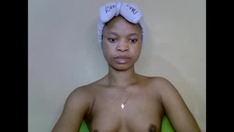 Snapshot of cherryxpussy chatting on November 2025 06:51:01 PM cherryxpussy online show from November 2025 06:51:01 PM