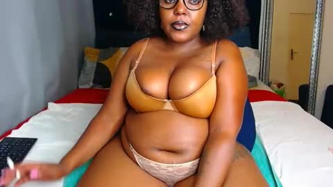 Snapshot of cherryyummy69 chatting on December 2024 05:59:02 AM cherryyummy69 online show from December 2024 05:59:02 AM