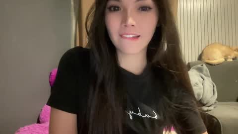 Snapshot of cheskahouston chatting on December 2025 03:35:02 AM CHESKA not for free online show from December 2025 03:35:02 AM