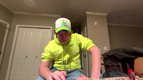 Snapshot of chevycamaro1978 chatting on December 2024 03:14:02 AM chevycamaro1978 online show from December 2024 03:14:02 AM