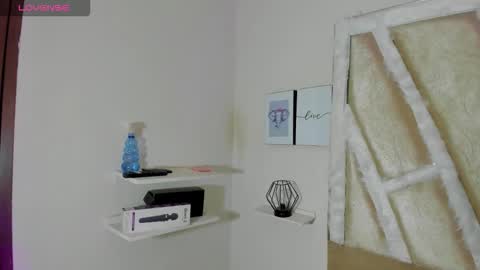 Snapshot of chhloe69 chatting on February 2026 01:11:01 PM chhloe69 online show from February 2026 01:11:01 PM