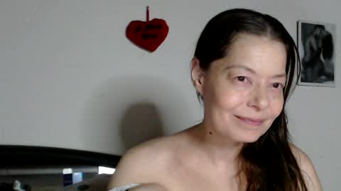 Snapshot of chiara177 chatting on April 2026 08:17:01 PM Chiara online show from April 2026 08:17:01 PM