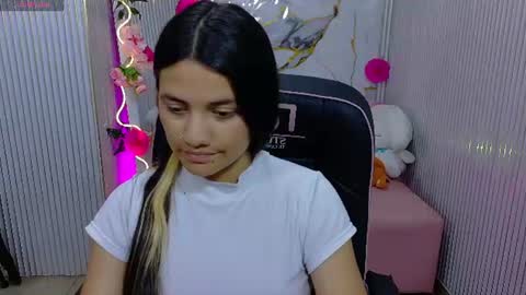 Chiara  online show from July 2026 08:03:02 PM