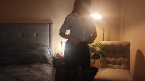 chica_erotica online show from June 2026 08:55:02 PM