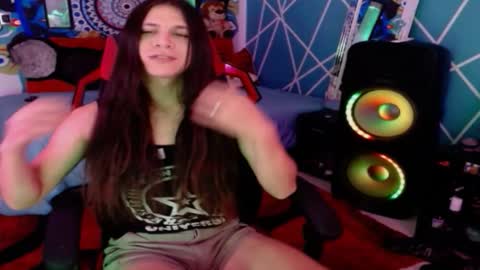 chico_explosivo online show from October 2025 12:49:02 AM