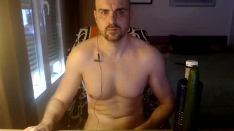 Snapshot of chicocam1983 chatting on April 2026 04:04:02 PM chicocam1983 online show from April 2026 04:04:02 PM