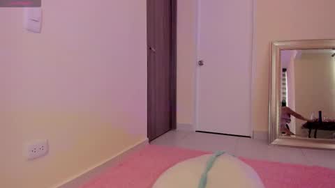 chihiro_11 online show from December 2025 12:44:02 PM