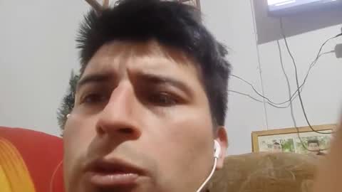 Snapshot of chilehot28 chatting on December 2025 01:10:01 AM chilehot28 online show from December 2025 01:10:01 AM