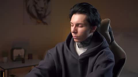 Rick online show from November 2025 07:10:01 PM