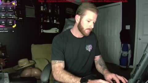 Chillinthemosttt online show from November 2025 03:16:01 AM