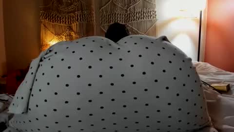 yoursensualparadise online show from March 2026 04:30:02 PM