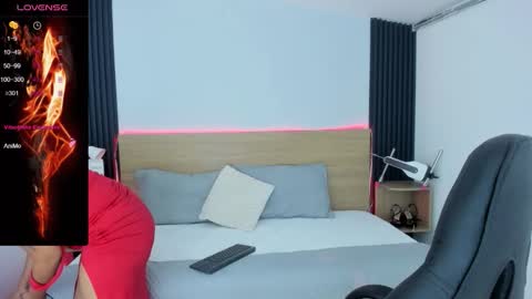 Snapshot of chiqui_milk1 chatting on November 2025 07:02:01 PM Chiqui online show from November 2025 07:02:01 PM