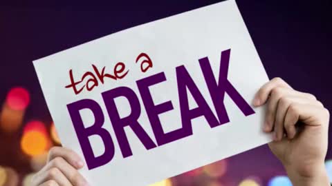 Snapshot of chistail_ chatting on November 2025 06:51:01 PM Cristal online show from November 2025 06:51:01 PM