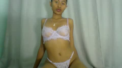 chloe9794 online show from February 2026 03:32:02 PM