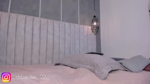 Snapshot of chloe_dee_ chatting on February 2025 05:14:01 PM Chloe online show from February 2025 05:14:01 PM