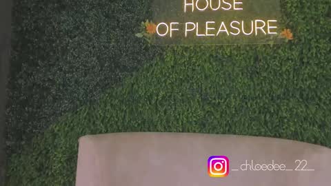 Snapshot of chloe_dee_ chatting on September 2025 12:09:01 PM Chloe online show from September 2025 12:09:01 PM