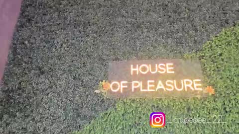 Snapshot of chloe_dee_ chatting on October 2025 05:03:01 PM Chloe online show from October 2025 05:03:01 PM