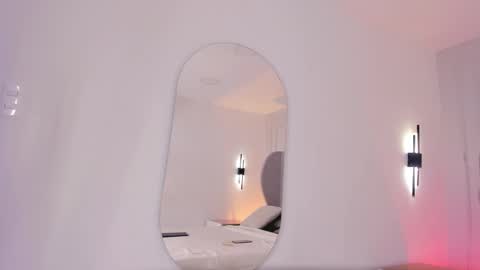 Snapshot of chloe_dee_ chatting on November 2025 01:20:01 PM Chloe online show from November 2025 01:20:01 PM