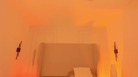 Snapshot of chloe_dee_ chatting on December 2025 12:36:01 PM Chloe online show from December 2025 12:36:01 PM