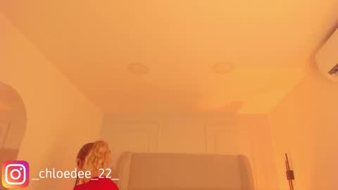 Chloe online show from January 2026 08:19:01 AM