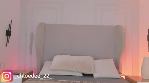 Chloe online show from February 2026 12:20:01 PM