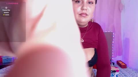 Snapshot of chloe_ev4ns chatting on October 2025 12:16:02 AM Chloe online show from October 2025 12:16:02 AM