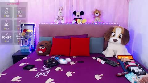 Snapshot of chloe_ev4ns chatting on October 2025 06:56:02 AM Chloe online show from October 2025 06:56:02 AM