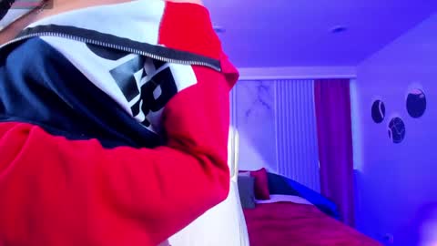 Snapshot of chloe_fischer chatting on January 2025 06:25:01 PM Chloe online show from January 2025 06:25:01 PM