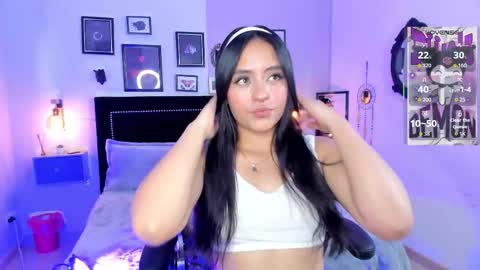 Snapshot of chloe_fischer chatting on February 2026 03:34:02 PM Chloe online show from February 2026 03:34:02 PM