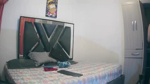 Chloe and Danna online show from October 2025 12:16:02 AM