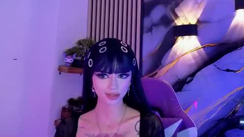 chloe_jacksonn online show from July 2026 10:37:01 PM